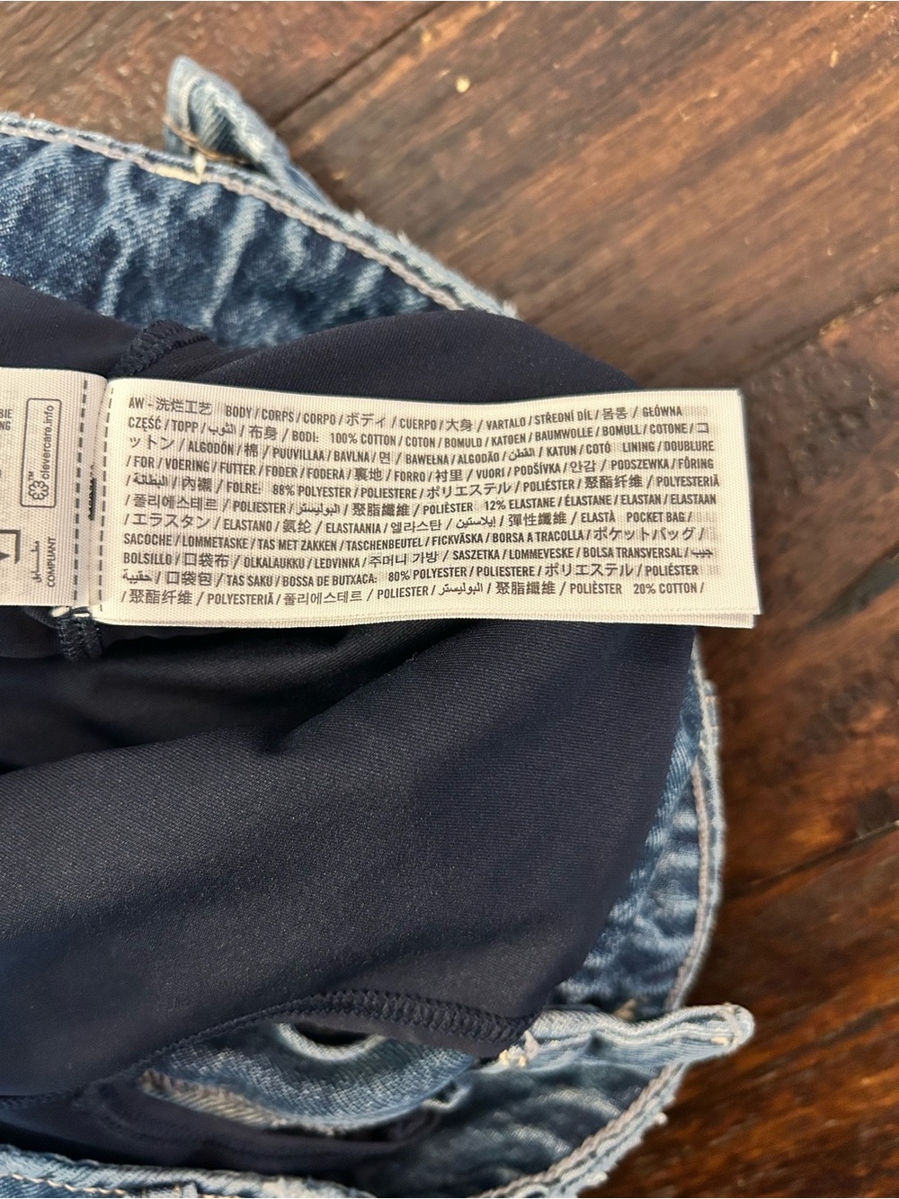 Hollister Vintage Y2K Denim Mini Skirt with Embroidery - Picture 10 of 10